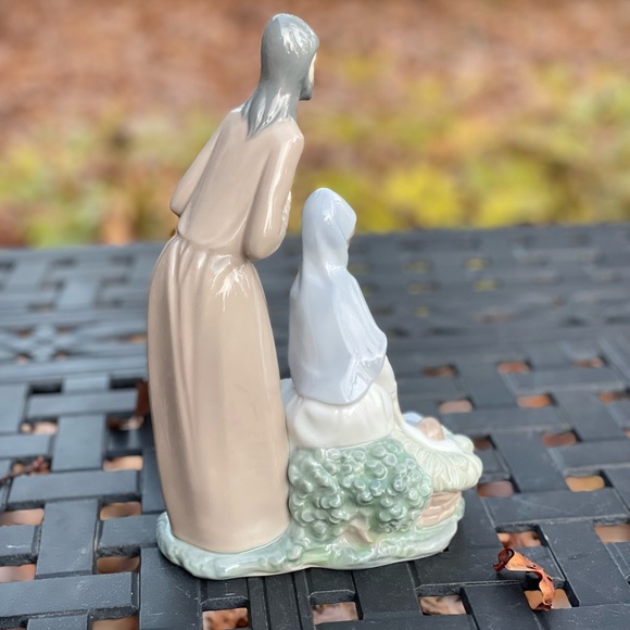 NAO by LLADRO #2456 Holy Family ceramic collectible figurine - Picture 2 of 4